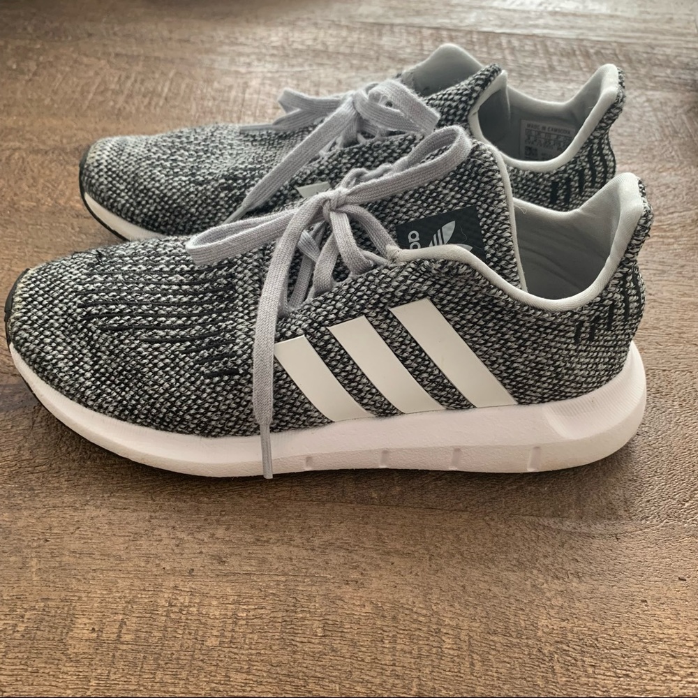 Adidas tennis shoes